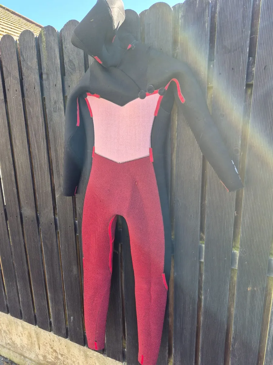 Kids Hooded winter wetsuit - Image 3