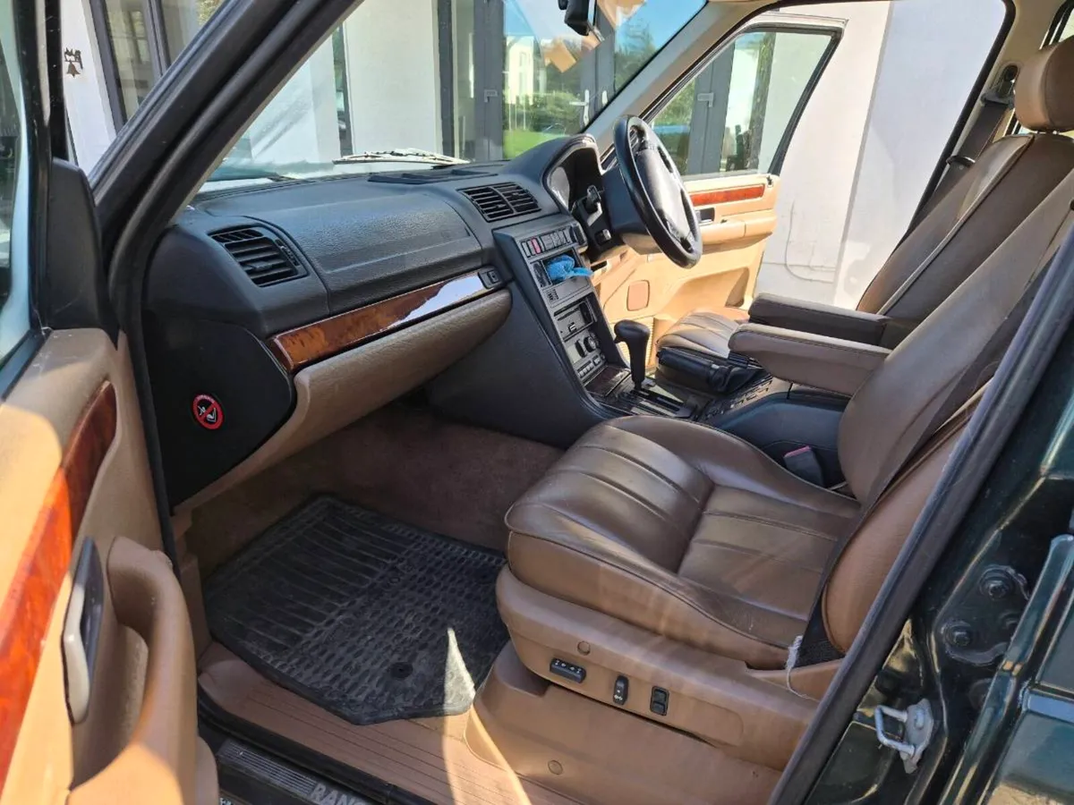 P38 Range Rover HSE - Image 4