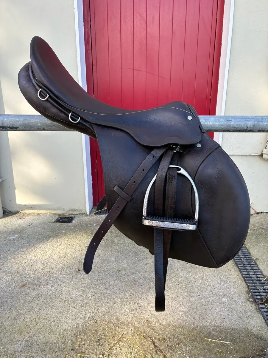 18” Berney saddle - Image 1