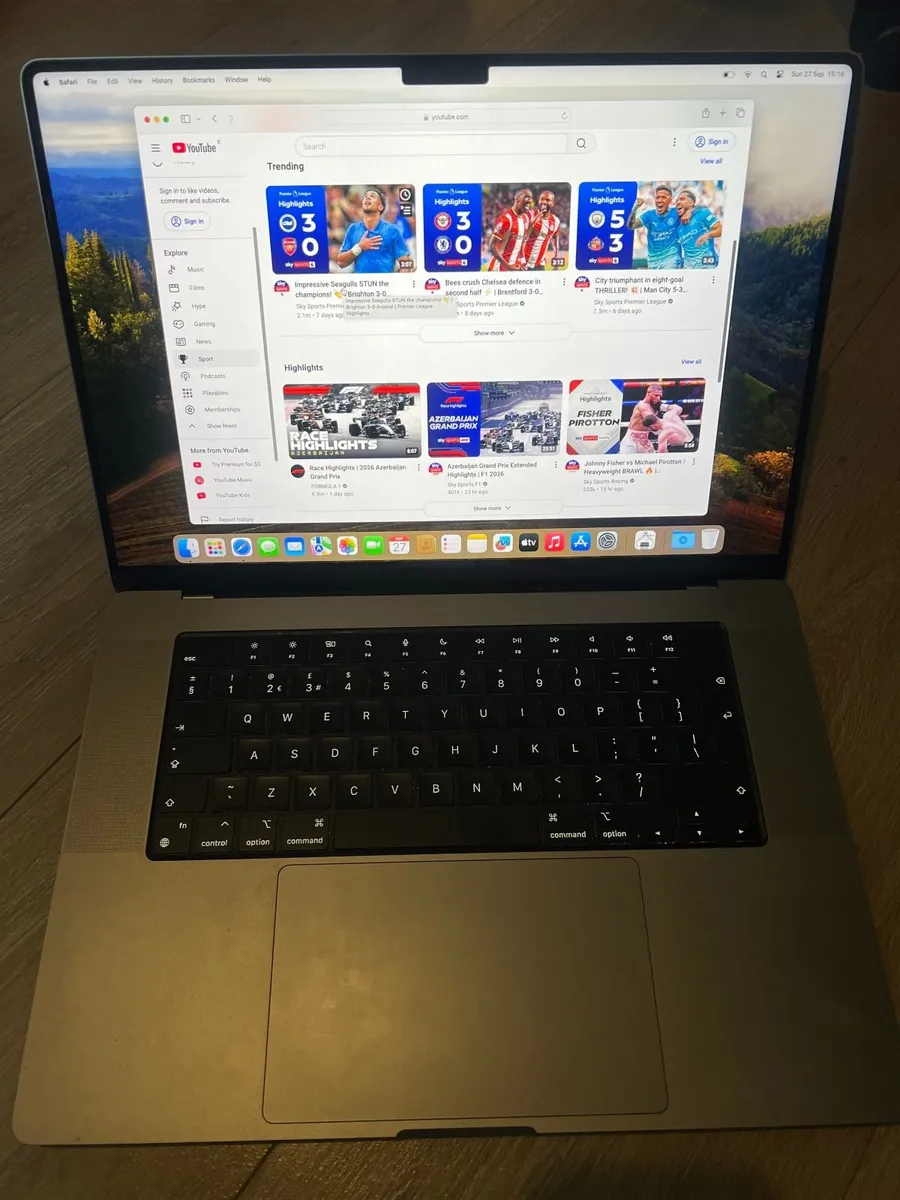 Apple Macbook M1 Pro - Image 3