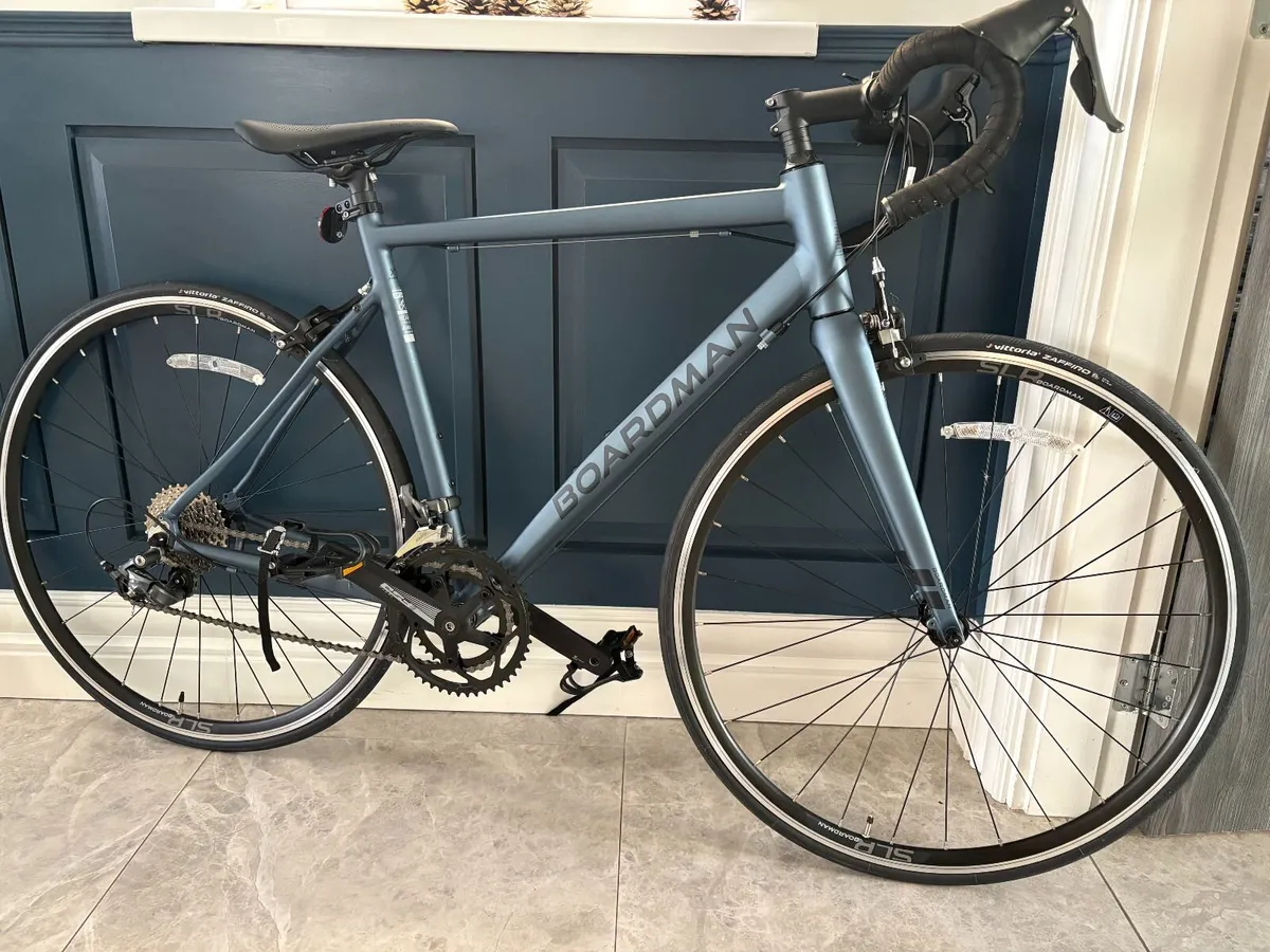 Boardman SLR 8.6 Mens Road Bike - Image 1