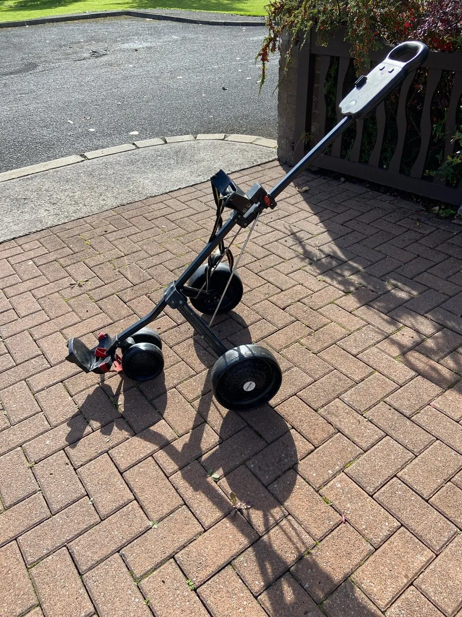 Golf. Trolley - Image 1