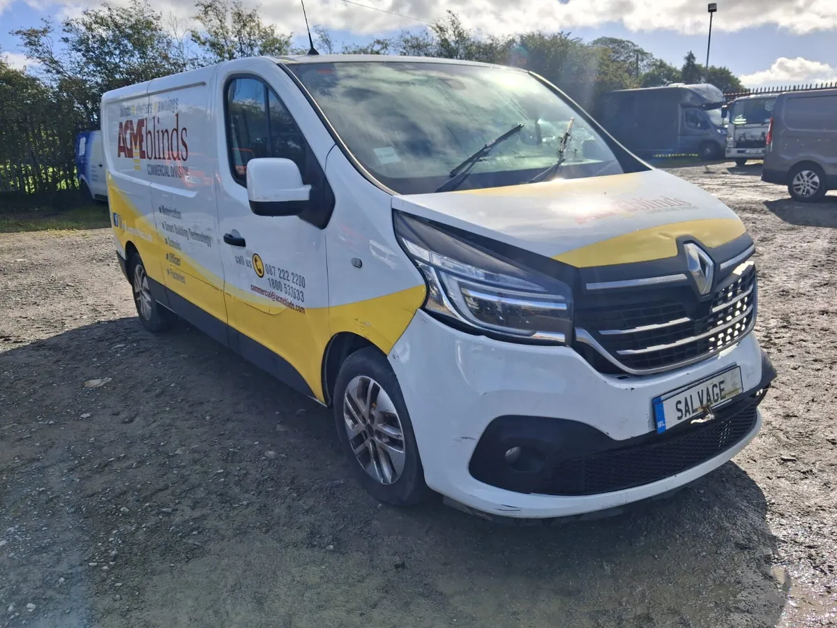 2020 Renault trafic - Image 1