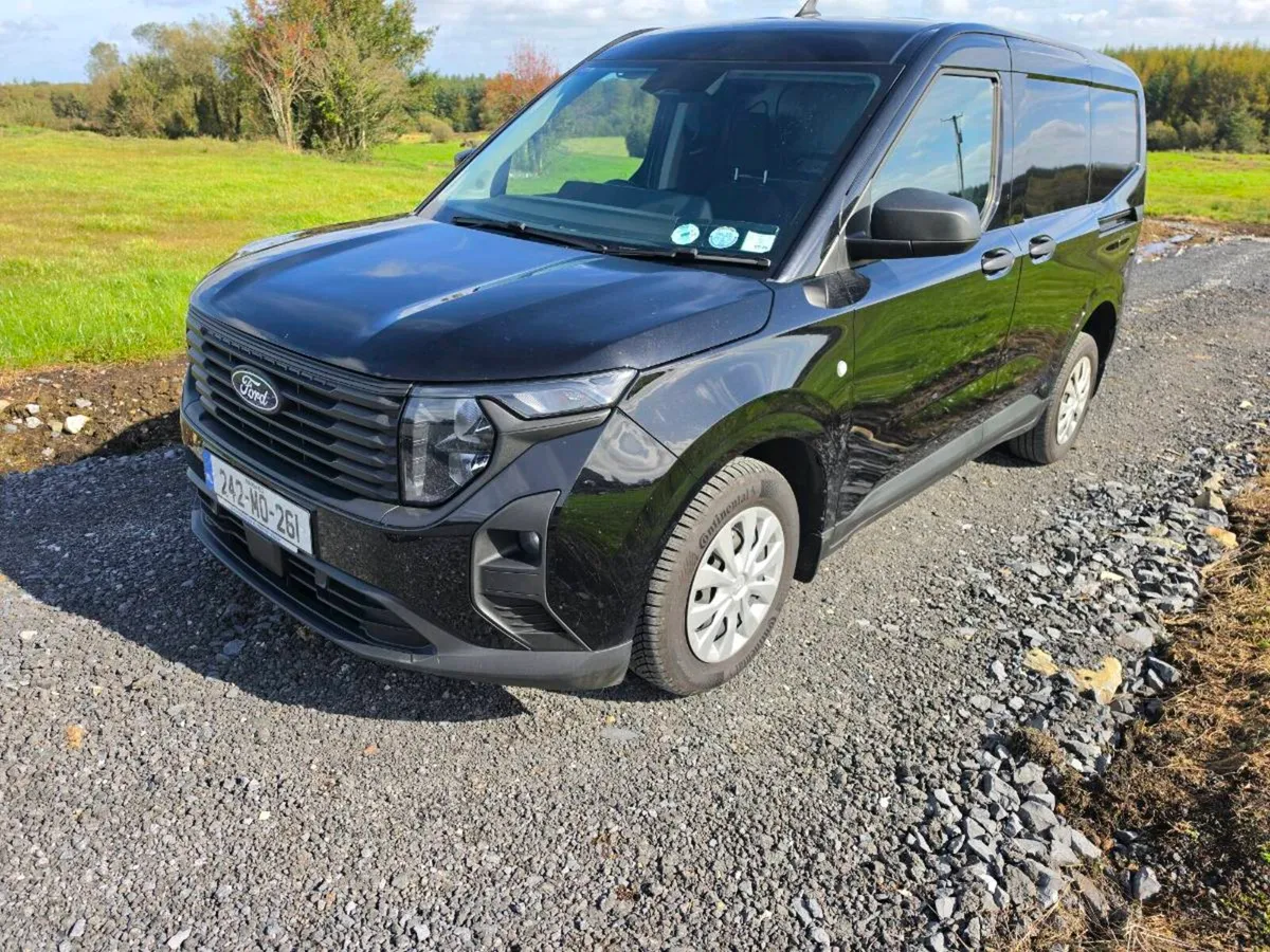 242 Ford transit courier - Image 1