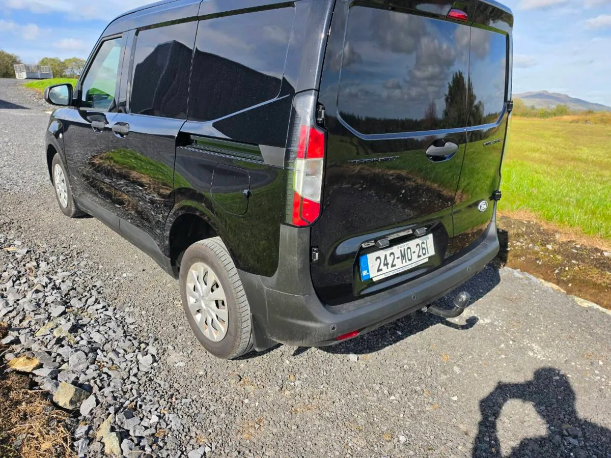 242 Ford transit courier - Image 4