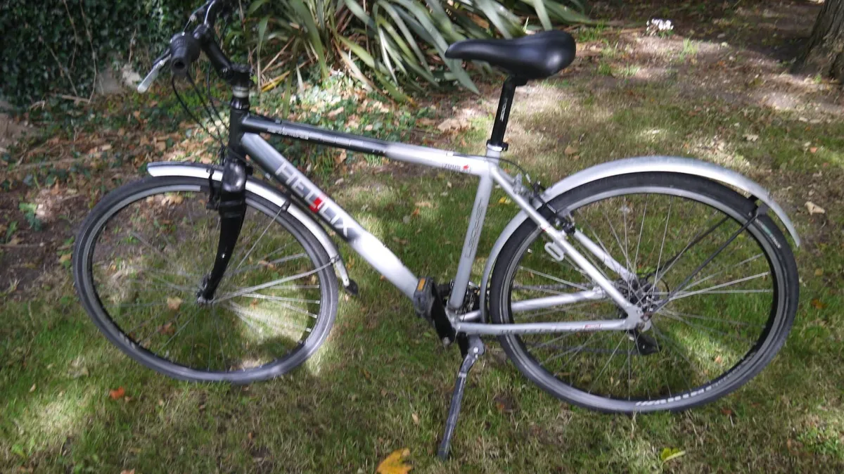LDR Hellix Hybrid Bike - 21" frame - Image 1