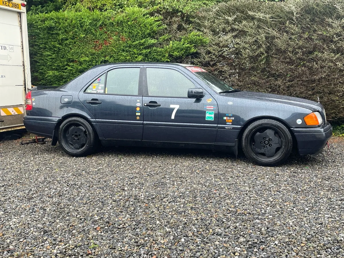W202 Mercedes 230 Kompressor - Image 1
