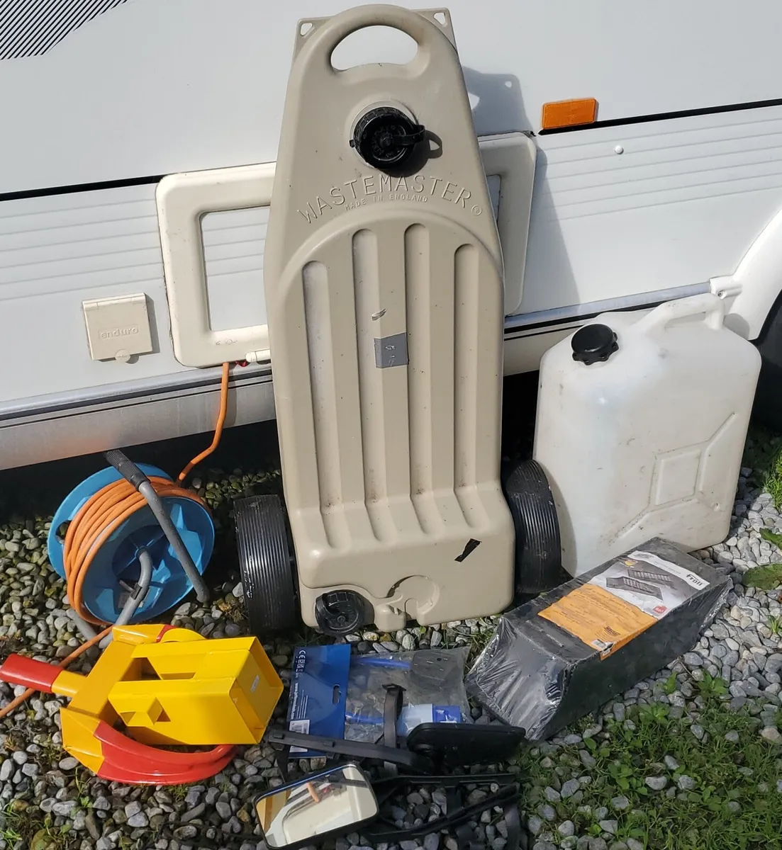 Caravan - Image 4