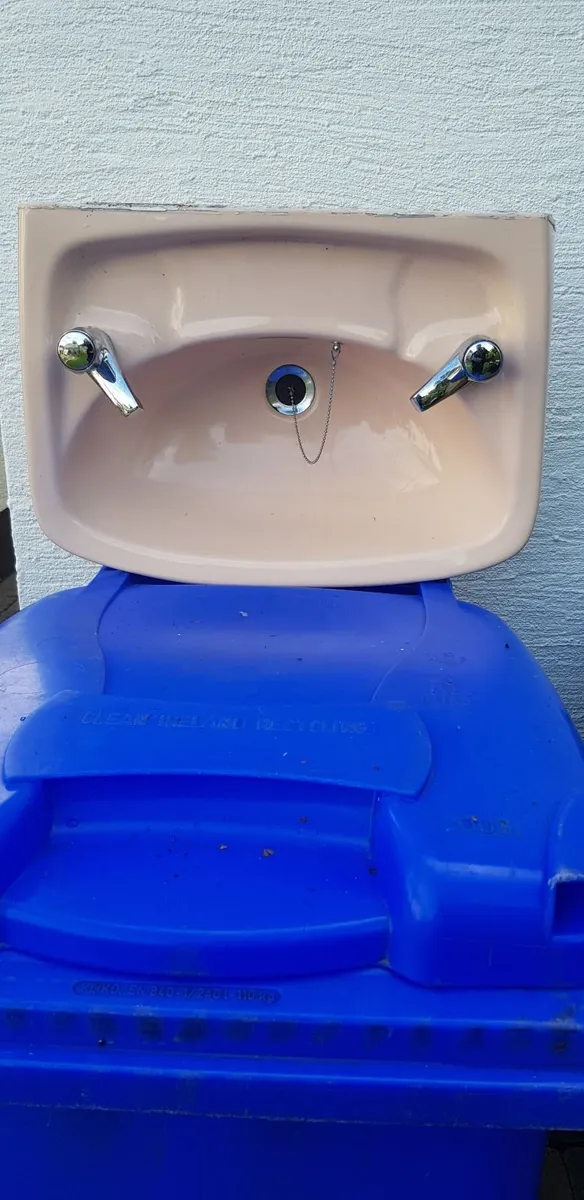 Bathroom Sink - Image 1