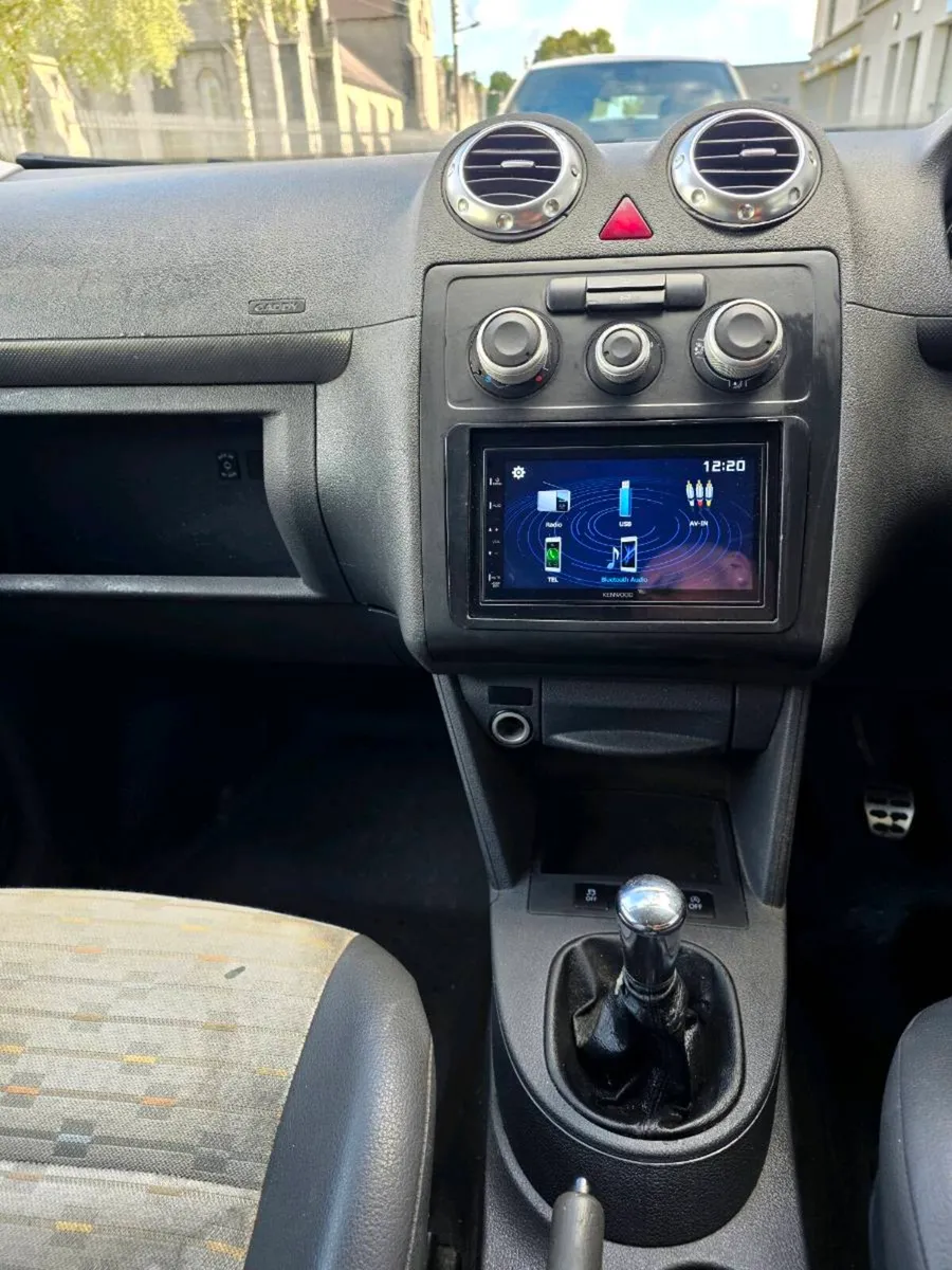 Vw caddy - Image 4