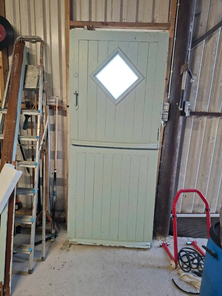 Teak half door - Image 1