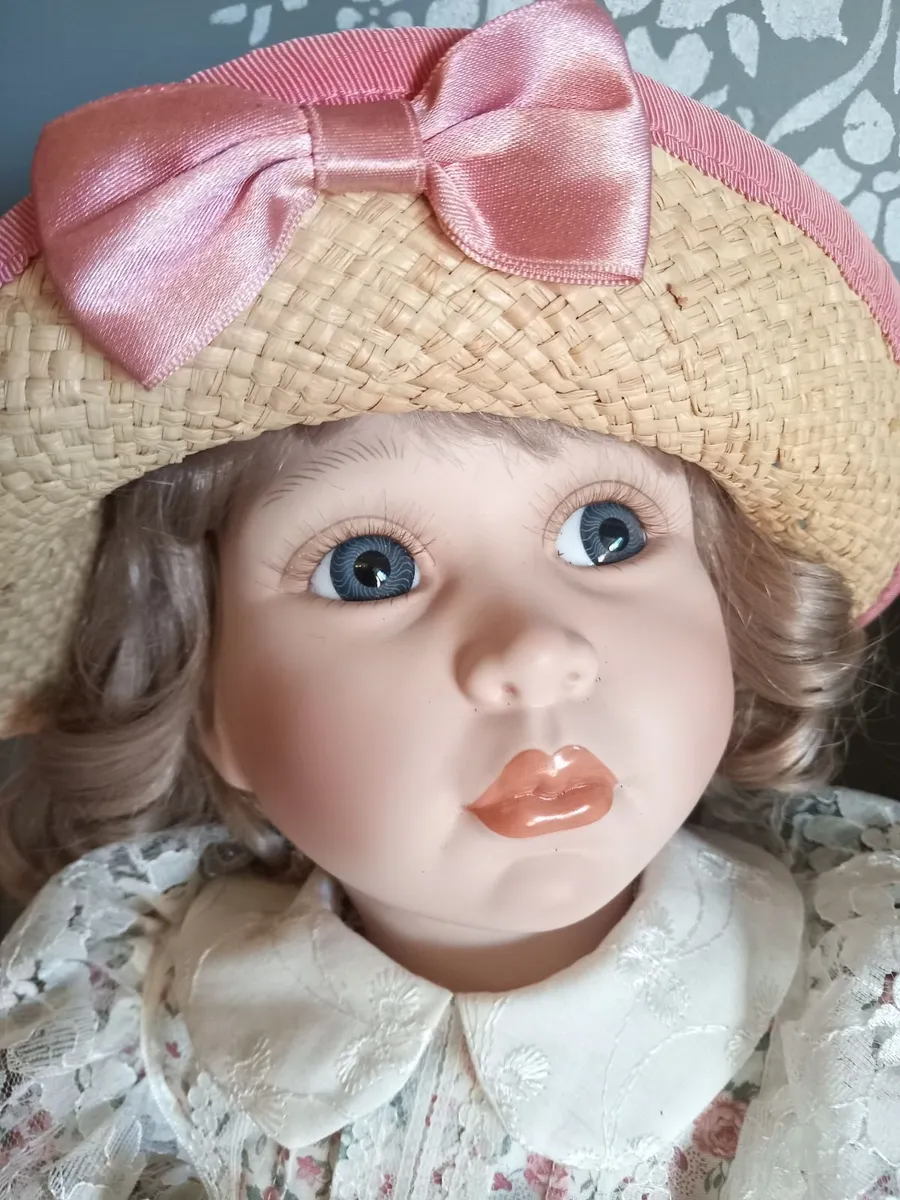 Alberon doll - Image 1