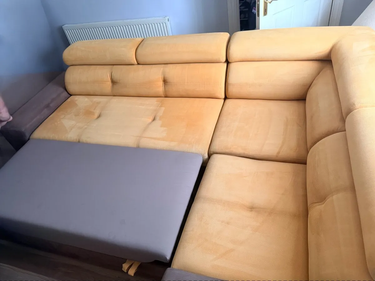 corner sofa bed , great condition need to go ASAP - Image 1