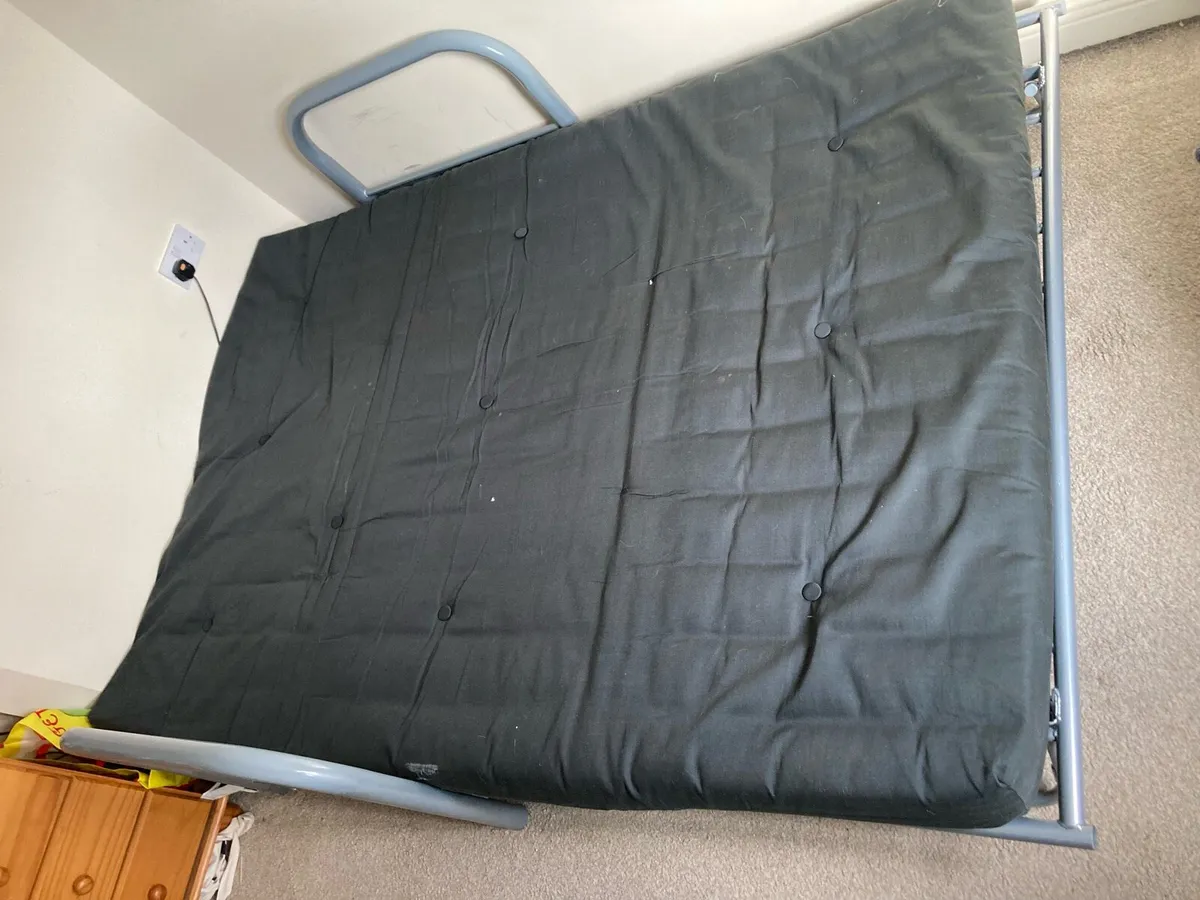 Sofa bed - Image 2