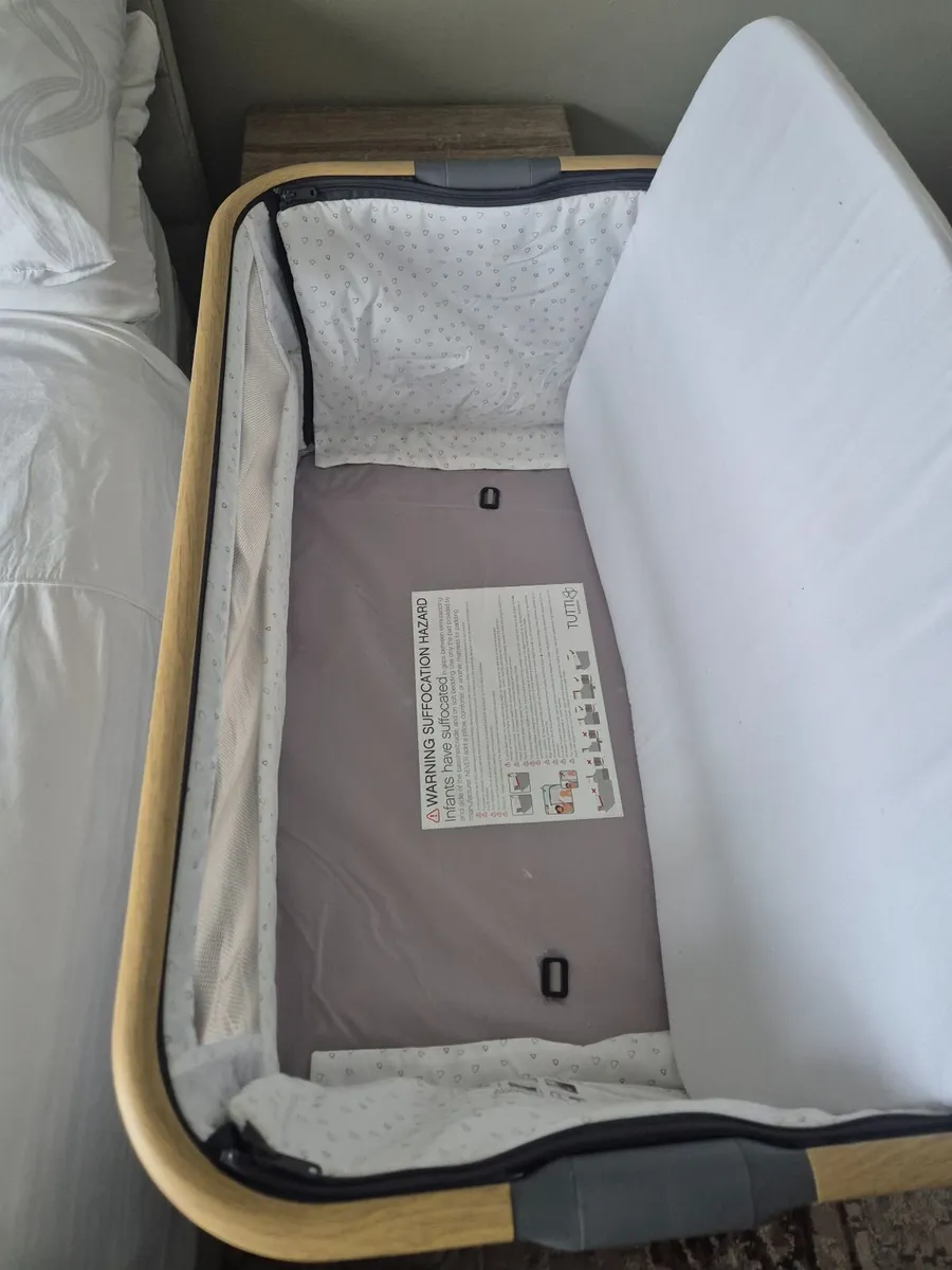 Cot / bedside Crib - Image 3