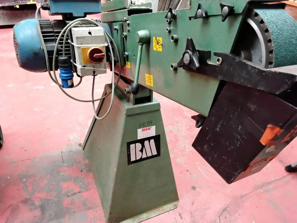 Industrial sander and air cooled welder. - Image 1