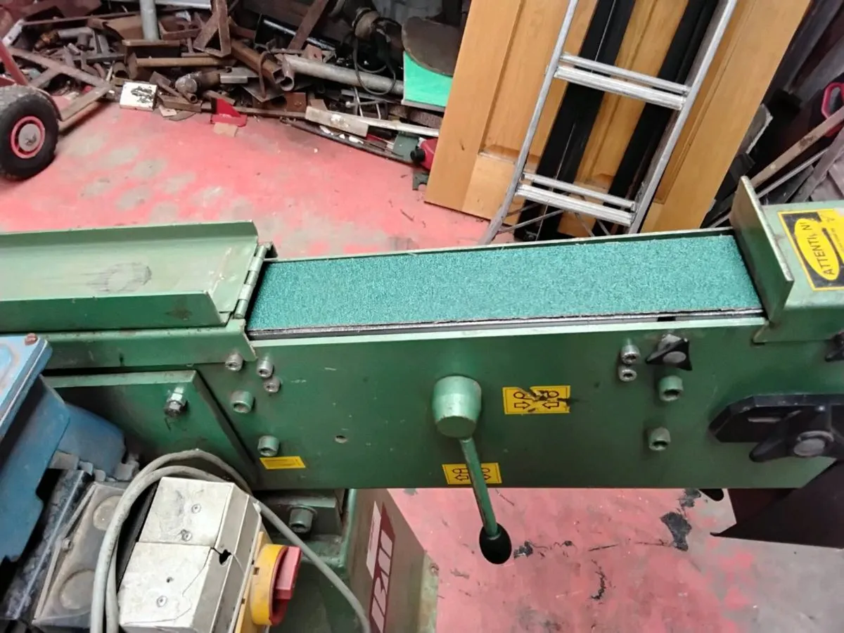 Industrial sander and air cooled welder. - Image 3