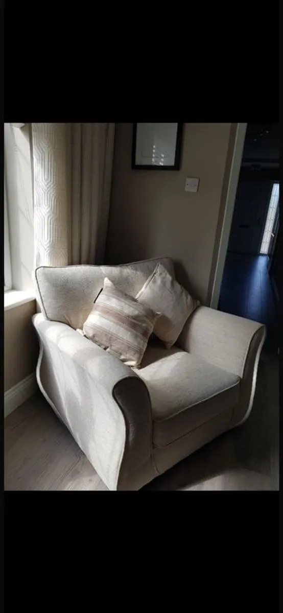 sofa 4 seater and armchair - Image 3