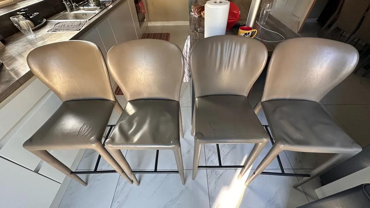 Kitchen stool / Bar stool - Image 1