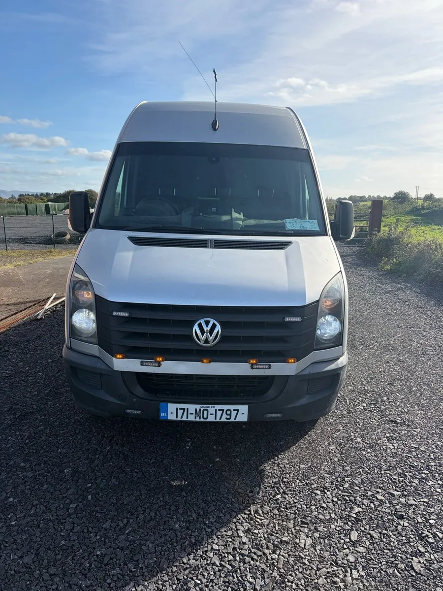 2017 Volkswagen Crafter - Image 2