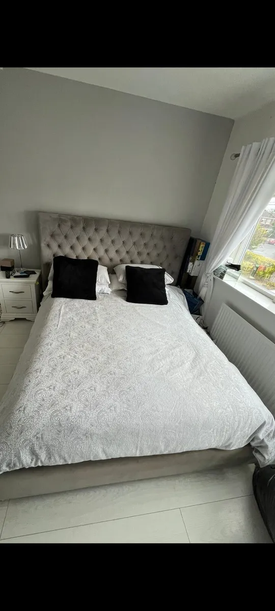 Bed frame - Image 2