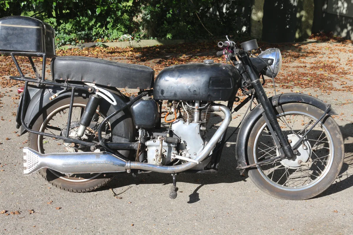1963 Velocette MSS 500 with Panniers and back box - Image 1