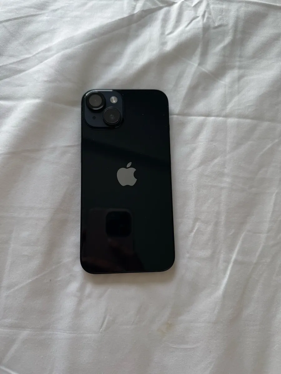 Iphone 14 on sell - Image 2