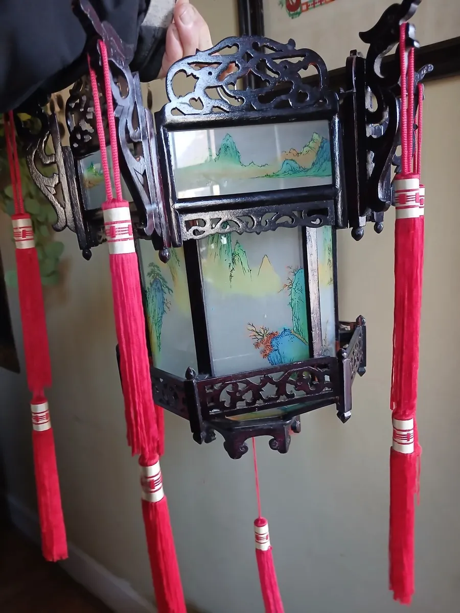 Hanging lantern - Image 1