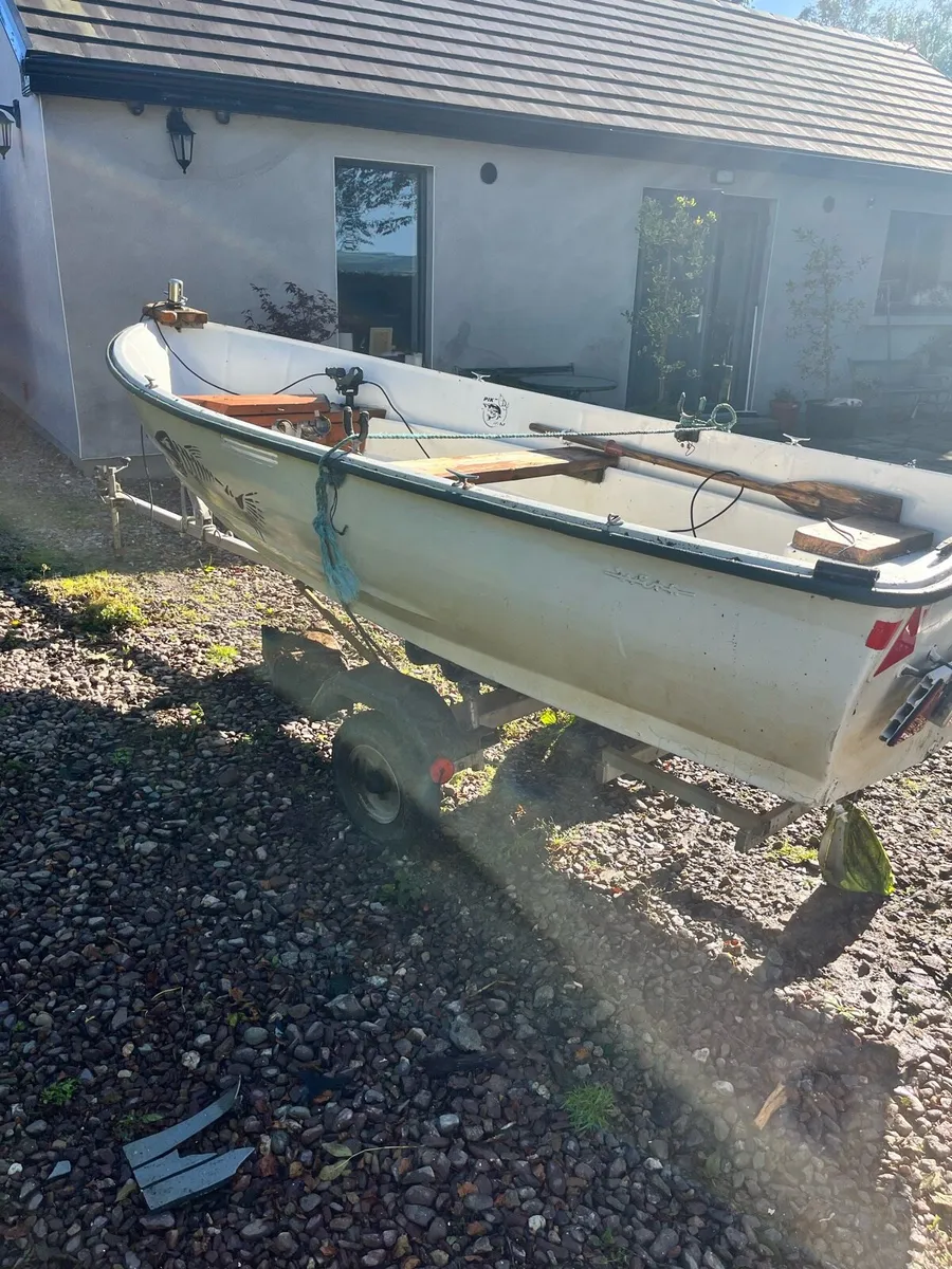 12ft 6 boat - Image 3
