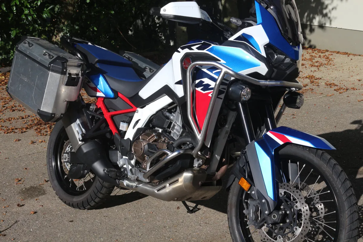 2025 Honda  CRF1100 DCT  AfricaTwin - Image 2