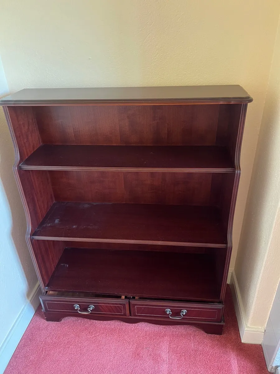 Bookshelf