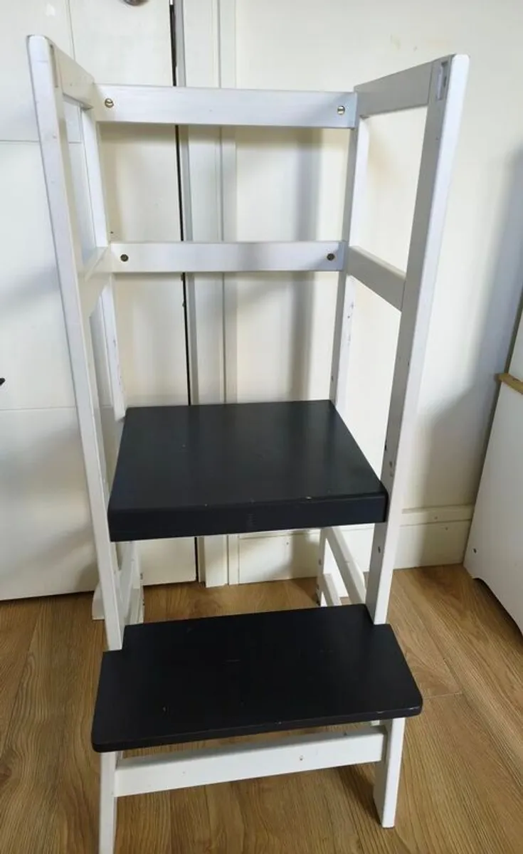 Toddler Kitchen Helper Stand - Image 1