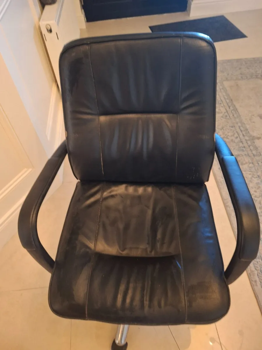 Genuine leather swivel office chair - Image 4