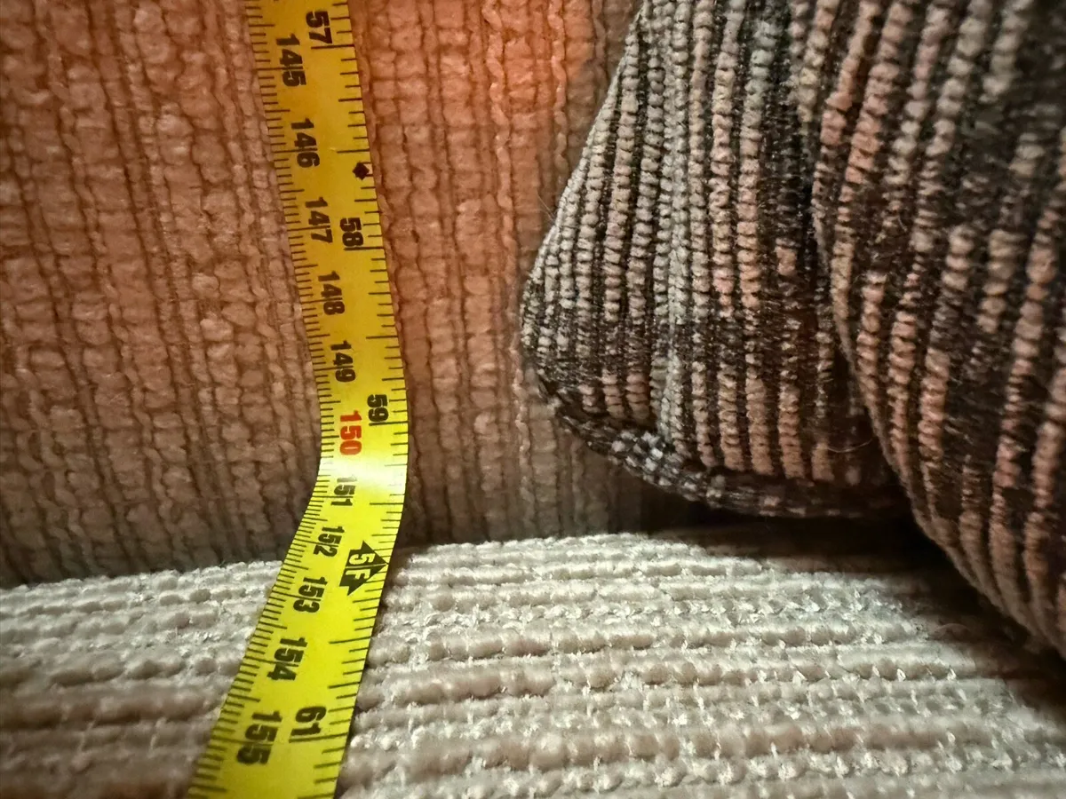 Sofa&recliner - Image 2