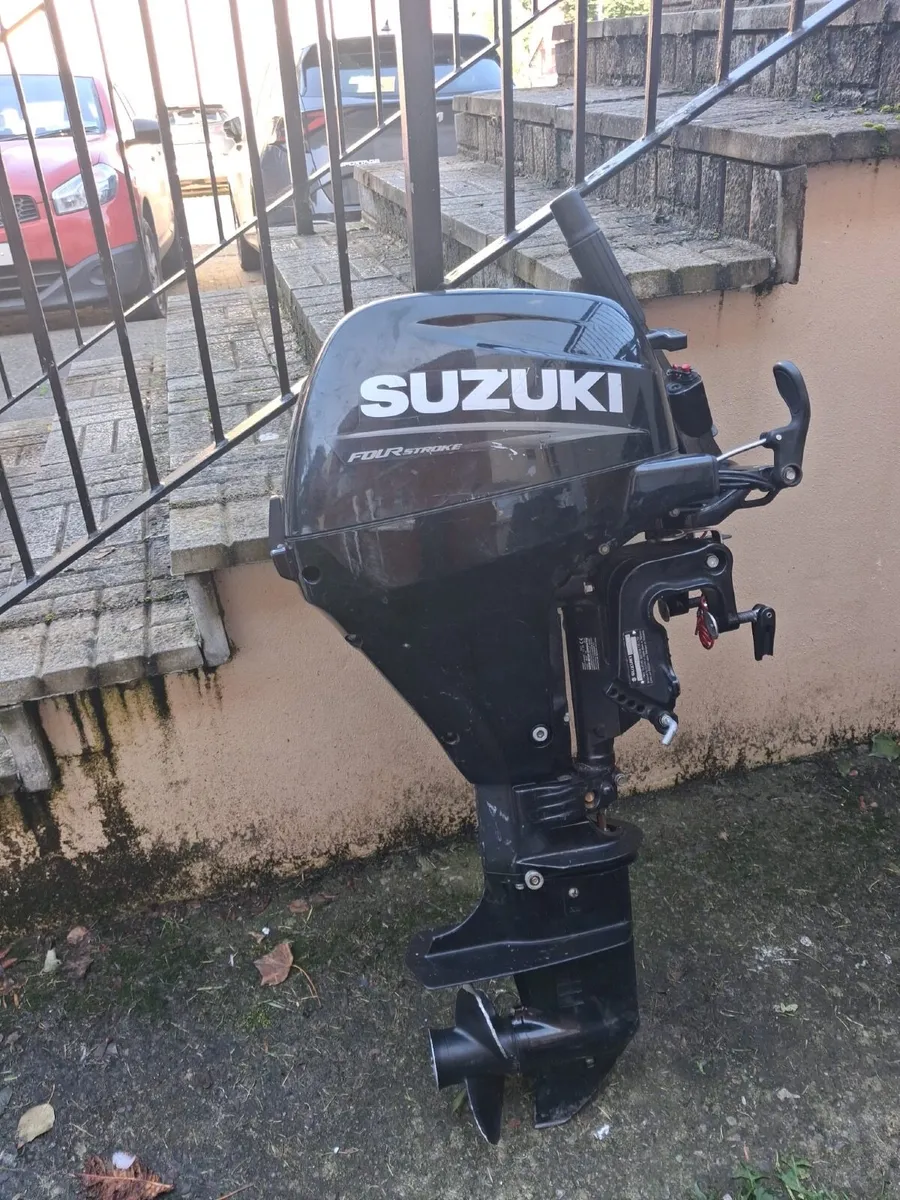Suzuki outboard motor