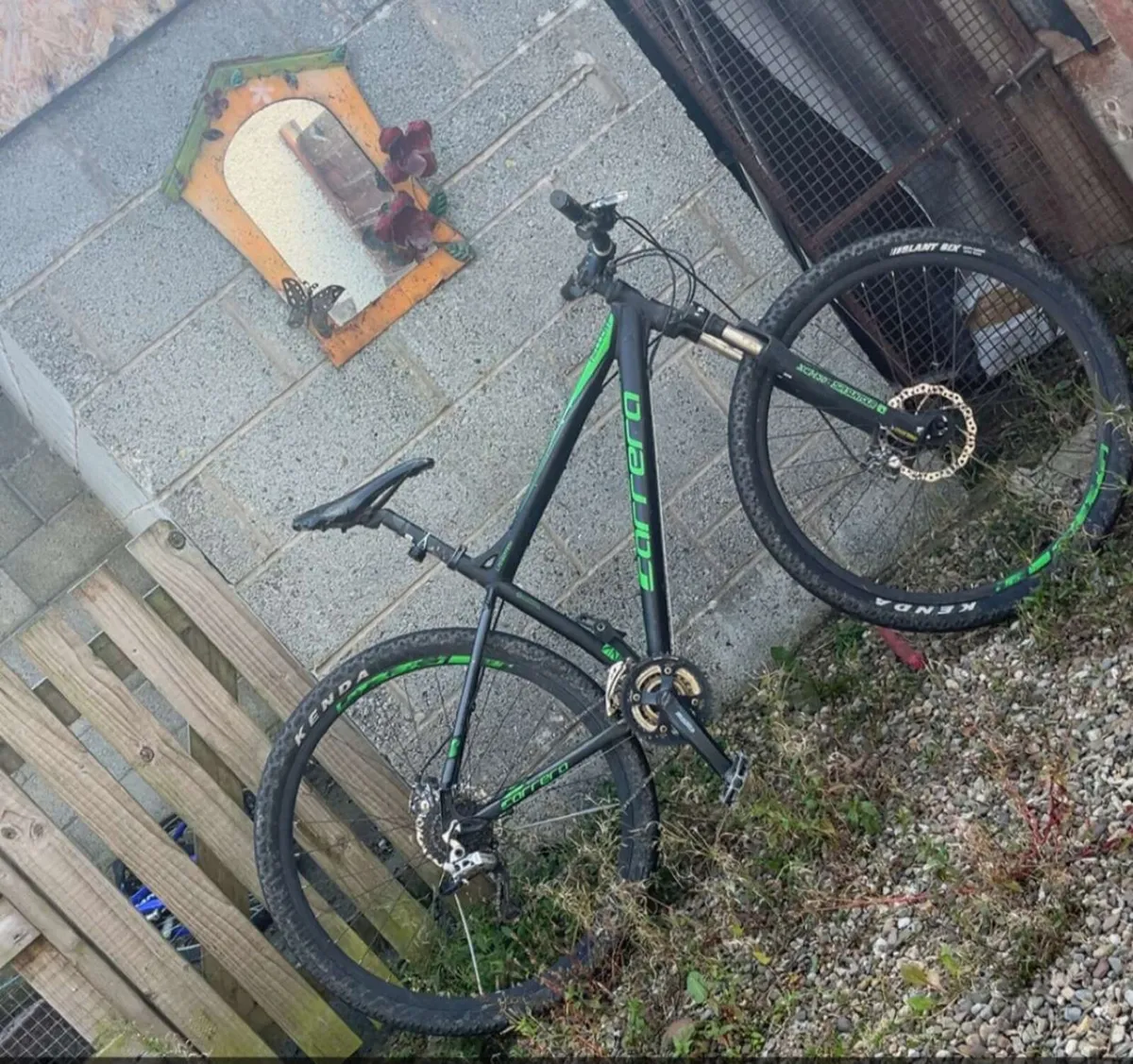 Carrera hellcat trail bike