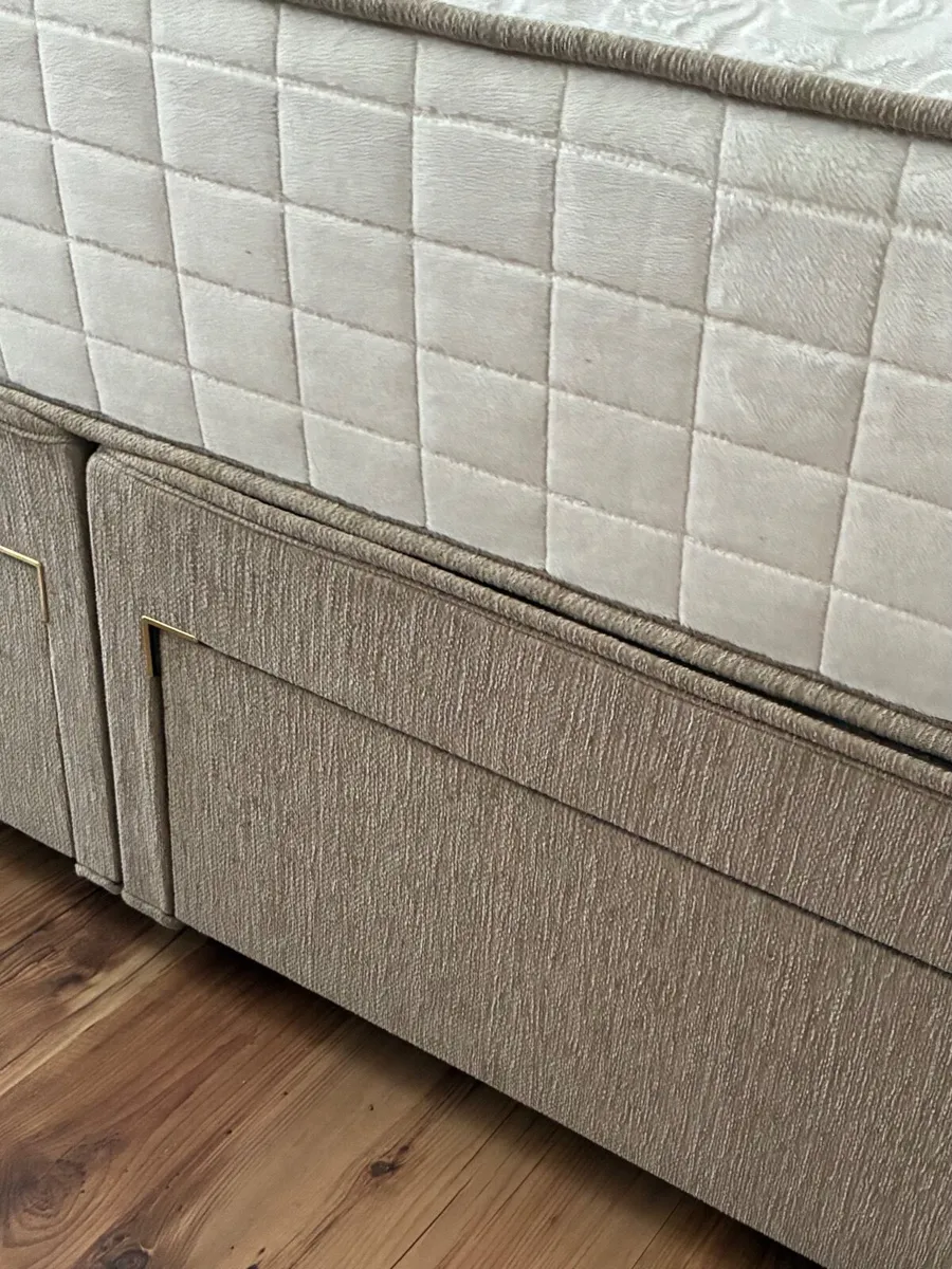 5 Foot Bed - Image 3
