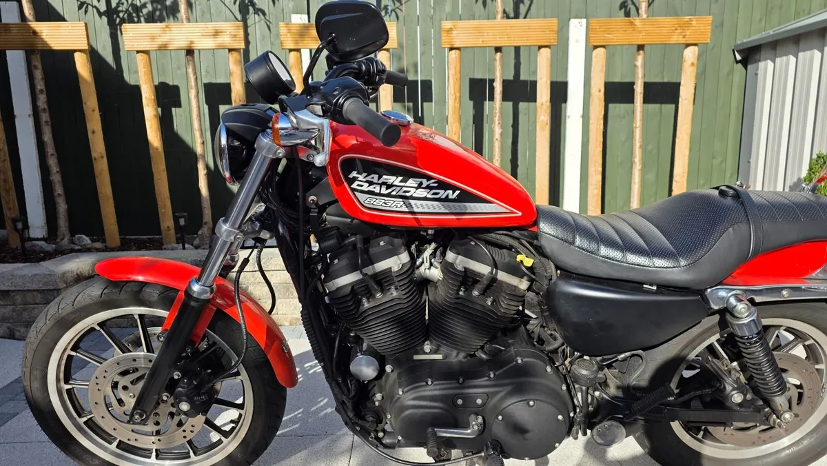 2007 Harley-Davidson Sportster 883R - Image 3