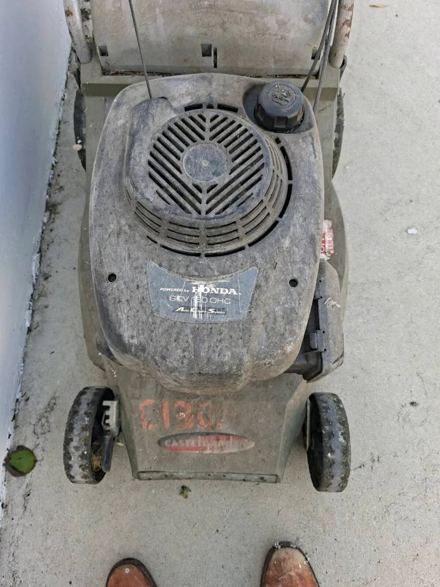 Powerdrive lawnmower - Image 1