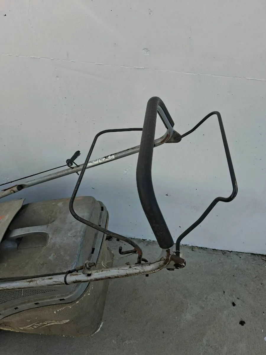Powerdrive lawnmower - Image 3