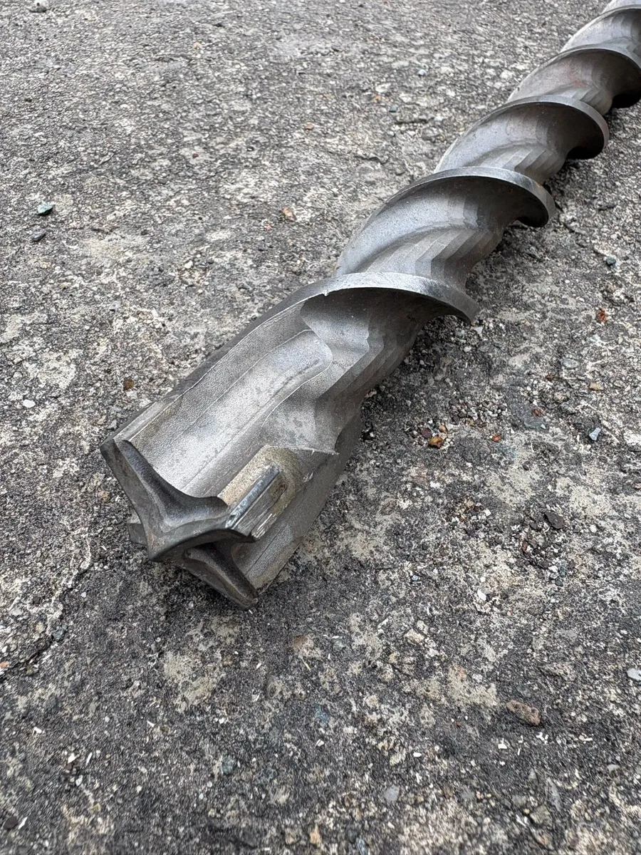 Hilti 40MM x 800mm Drill Bit - Image 1