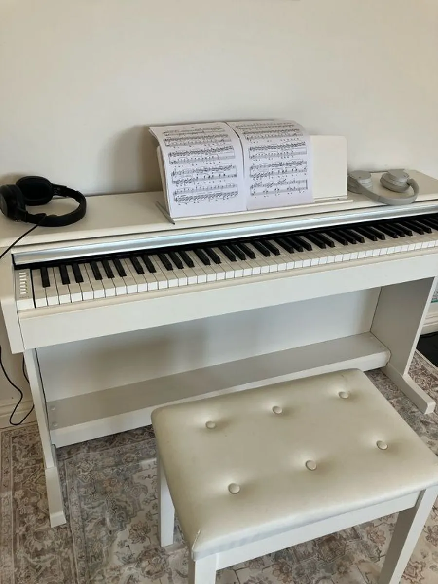 YAMAHA ARIUS 145 electric piano white - Image 1