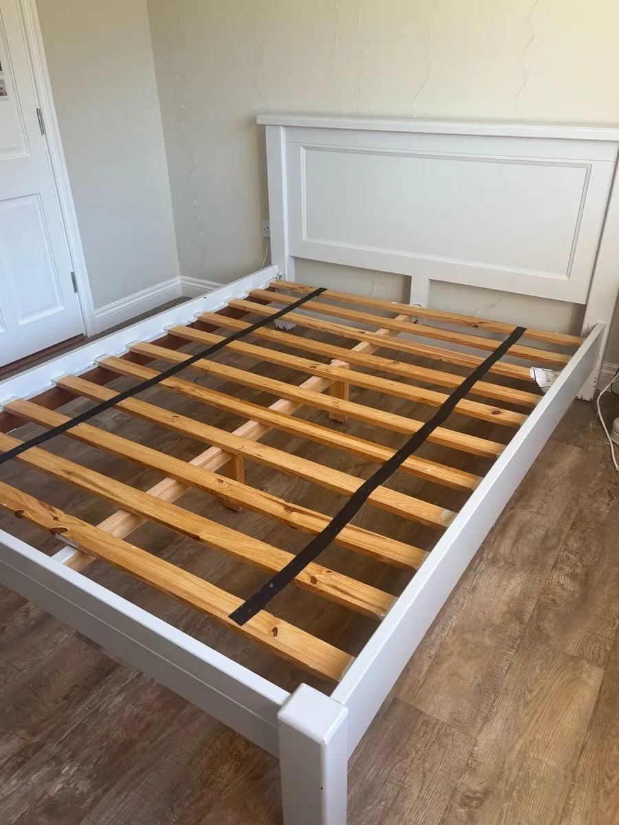 King Bed frame - Image 1