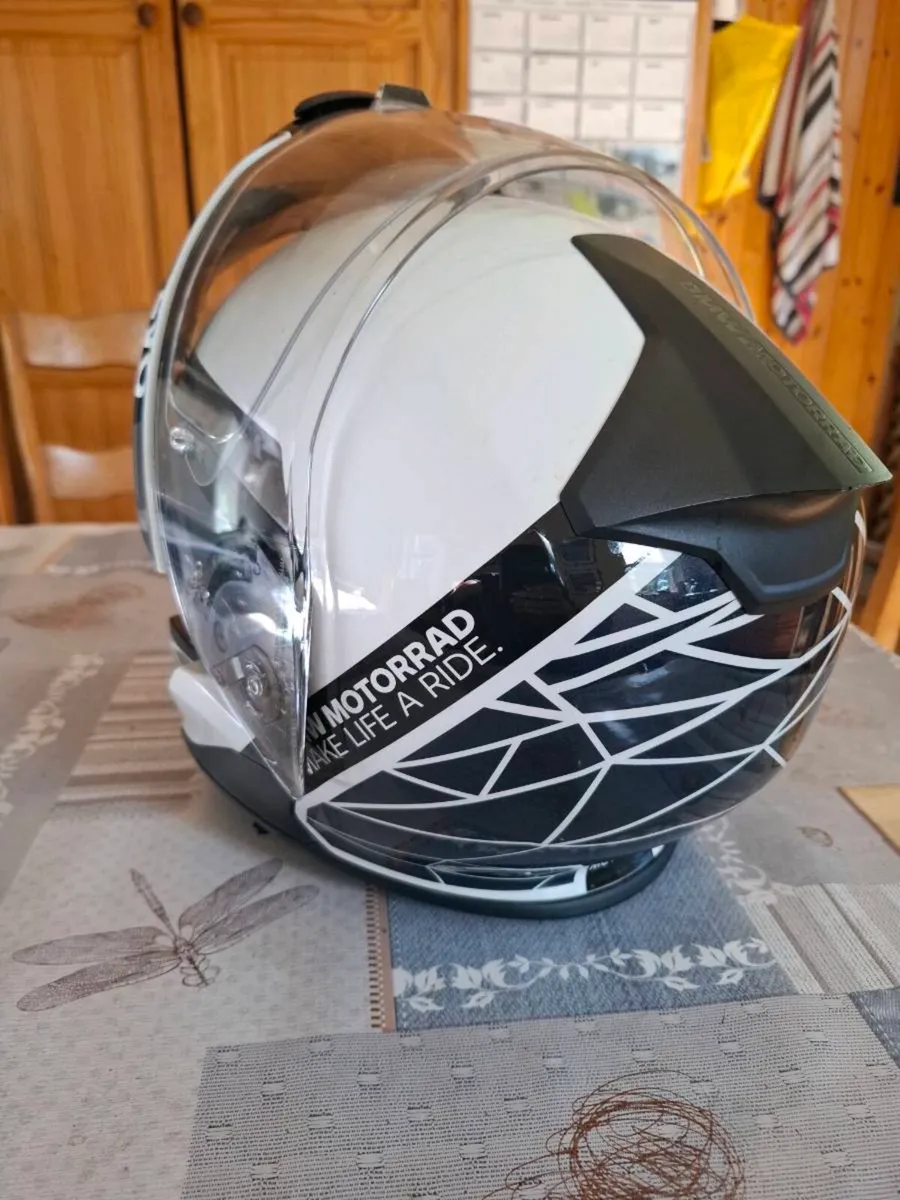 Bmw motorrad helmet - Image 2