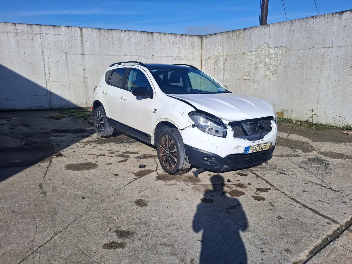 2014 Nissan Qashqai - Image 2