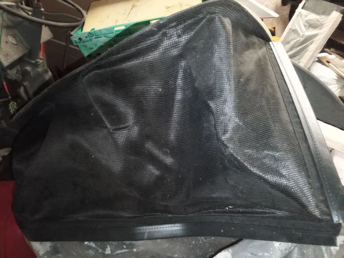36in Castle Garden mower bag - Image 1