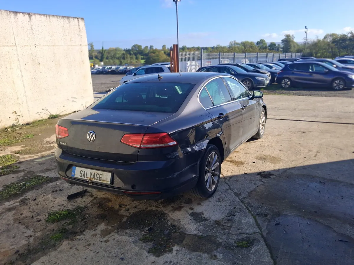 2018 VW PASSAT - Image 3