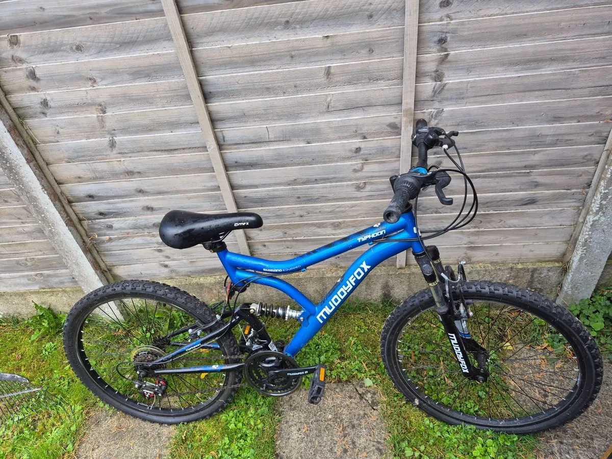 Boy's bike - ready to take away