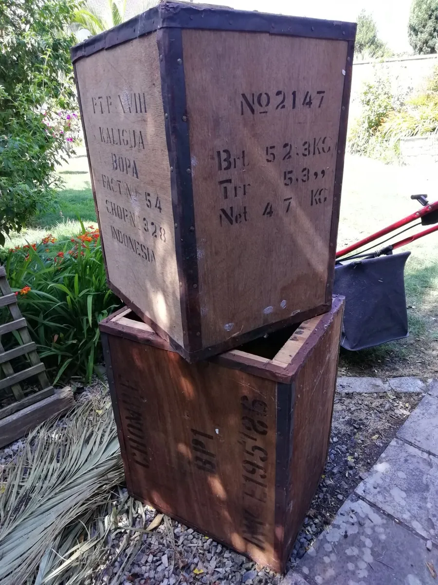 Vintage tea chests - Image 1