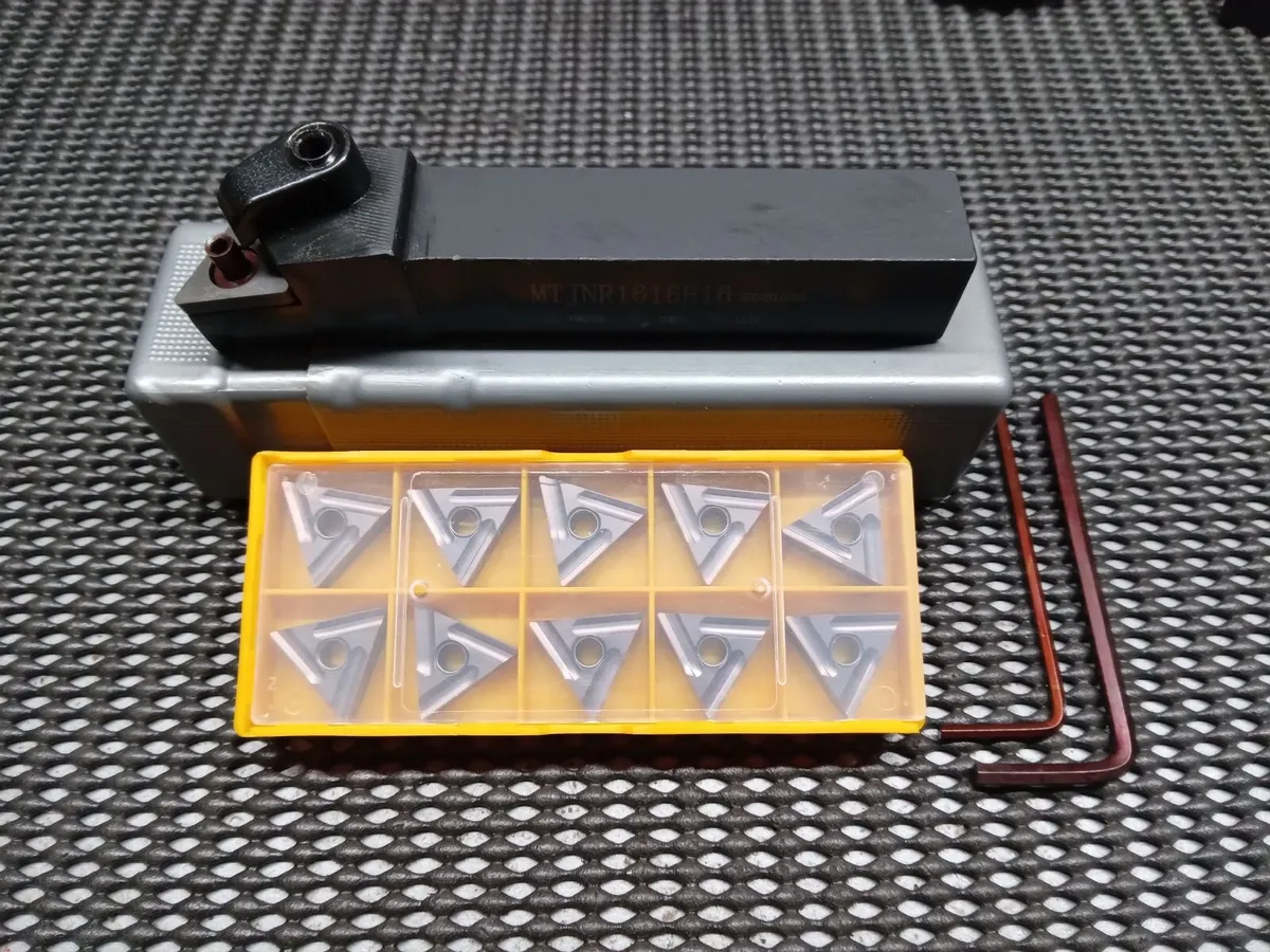 Lathe tool and inserts (16mm) MTJNR